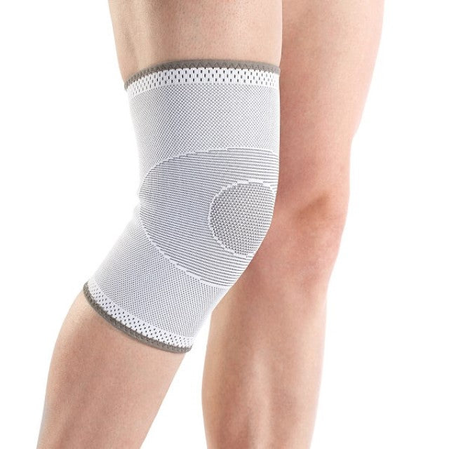 Elastic knee brace