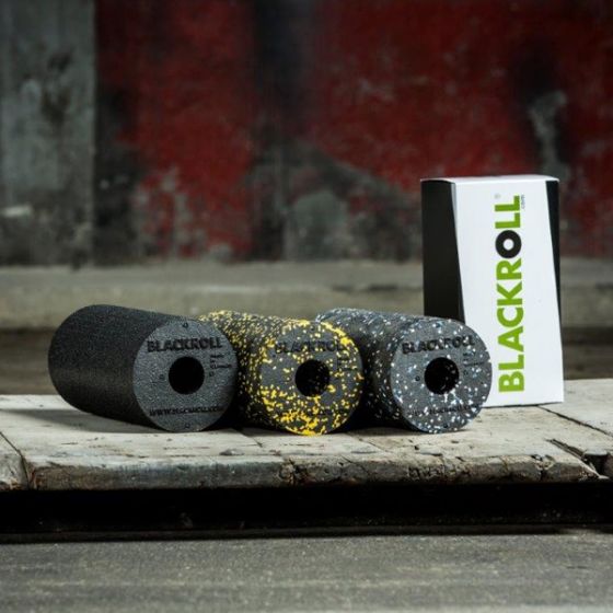 Массажный валик Blackroll Standard, 30 см